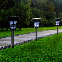 Load image into Gallery viewer, Lenoxx Wireless Solar-Powered Mosquito Killer Lamp (2-Piece, Black)